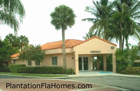 Dahlia in Plantation FL - clubhouse