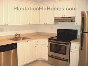 Bela Sera in Plantation FL - updated kitchens